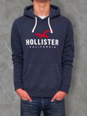 Hollister hoodie  - Hollister hoodie - storlek: S - gott skick - vid frågor hör av er! Först till kvarn!
