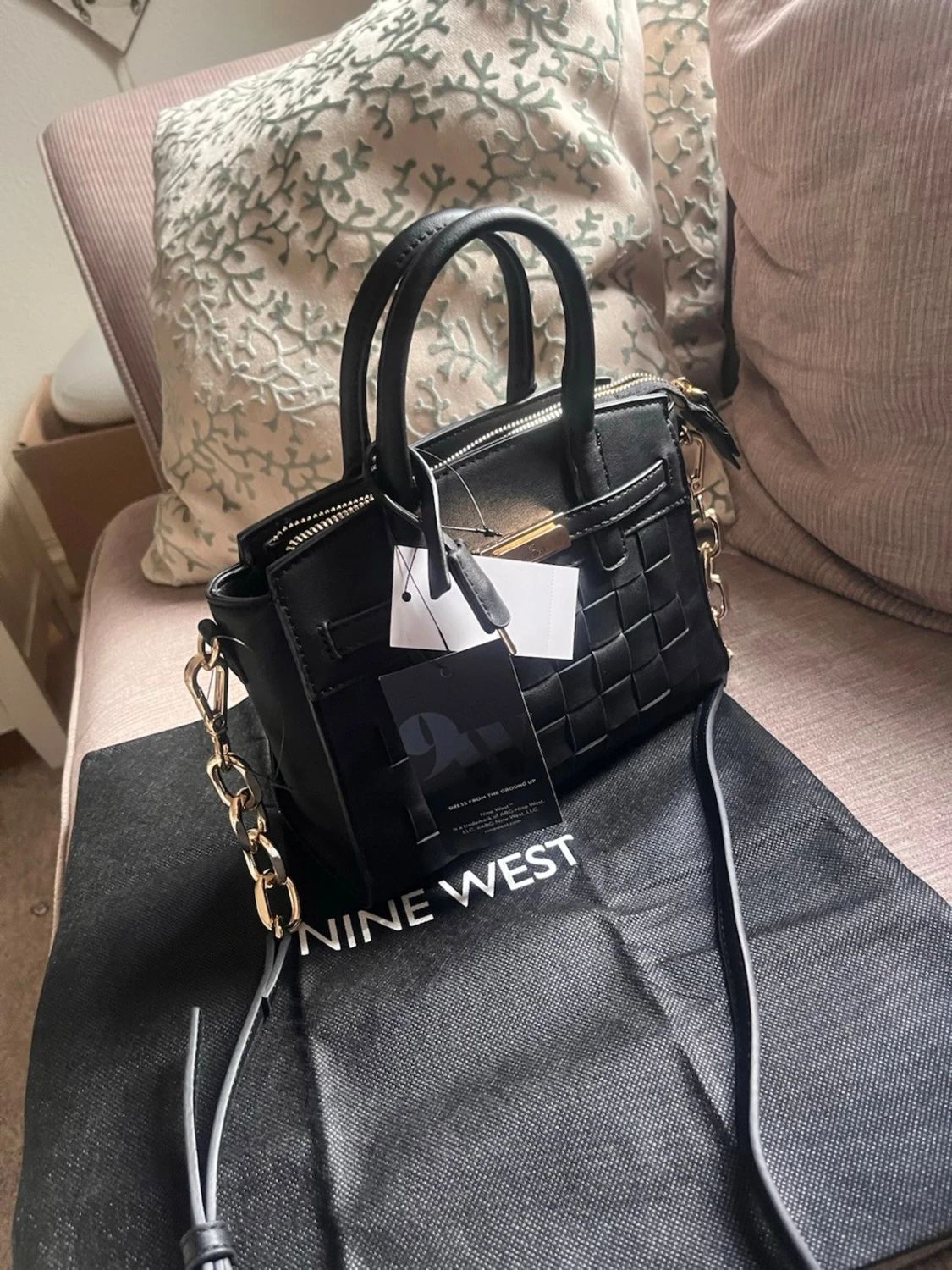 Svart handväska från Nine West - 2