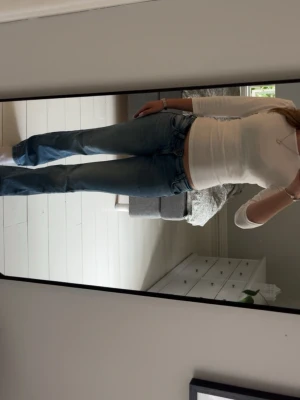Lee jeans - Ett par jättesnygga Lee jeans som knappt är använda, storlek 25/31 💓