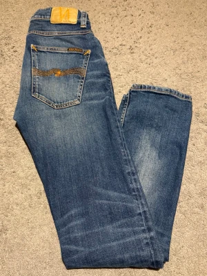 Nudie jeans - Nudie Grim Tim jeans | Storlek: 30/32 | Vid fler frågor/bilder är det bara och höra av sig.