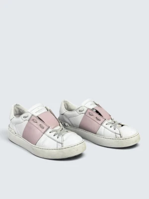 Valentino Open Skor - Skick: 8/10. | Ingår: endast skorna. | Nypris: +- 7700 SEK. | Givetvis äkta! Hör av er vid frågor. | Innersulan är 25,3 cm.