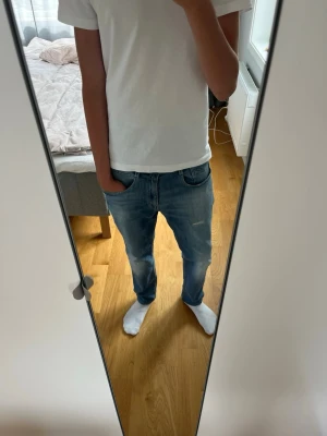 Replay anbass  - Replay anbass. W31 L32, mått ca40cm och 101cm // skriv för frågor🙌🏼
