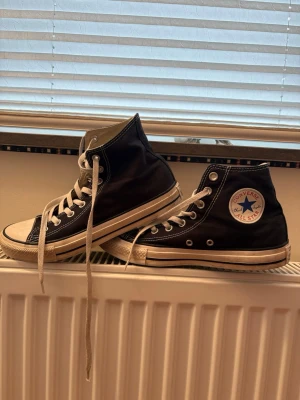 Converse - Converse som ej kommer till användning! Har användt dem max 5 ggr