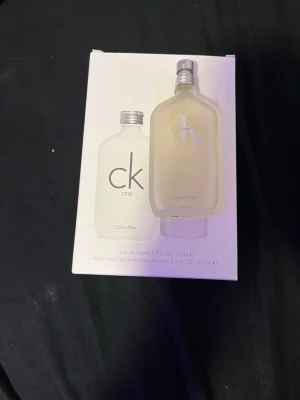 CK One parfym från Calvin Klein