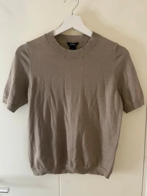 T-Shirt - Aldrig använd💞