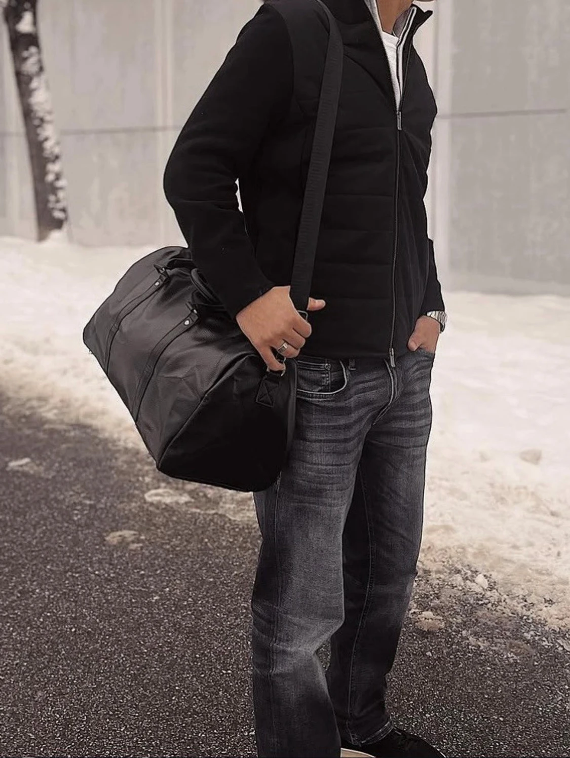 Classic black duffel bag ”HELT NY” - 1