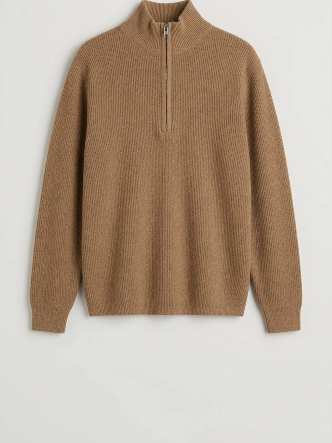 Beige stickad tröja med halv dragkedja