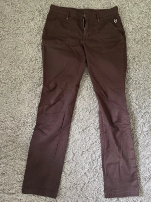 Bruna byxor  - Luhta brown pants in size 38. High waisted but they can also fit quite low waisted if they are big for you.