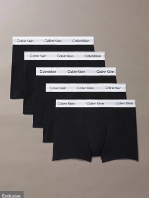 Svarta boxerkalsonger Calvin Klein 3 pack  - 3 oanvända Calvin Klein kalsonger zalando tog ej emot retur när de va öppnade så testar sälja här då de är för små för mig .