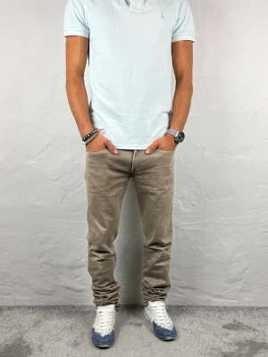 Replay jeans  - Ett par riktigt snygga jeans från Replay i storlek W31 L34 i modellen Anbbas Hyperflex 
