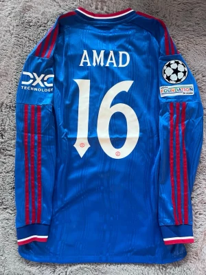 Manchester United 26/27 Amad  - En Manchester United 26/27 Long sleeve med Amad i spelar version, storlek L 