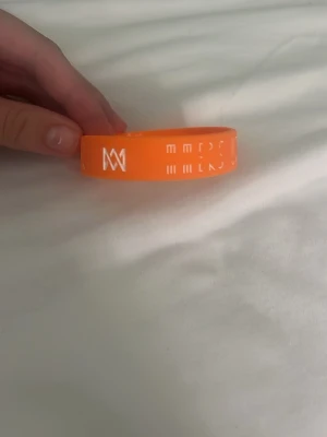 Marcus och Martinus armband - Marcus och Martinus armband från moments tour, den är i  fint skick använd fåtal gånger. 