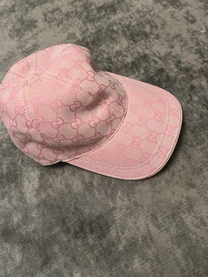 Rosa keps - Rosa keps