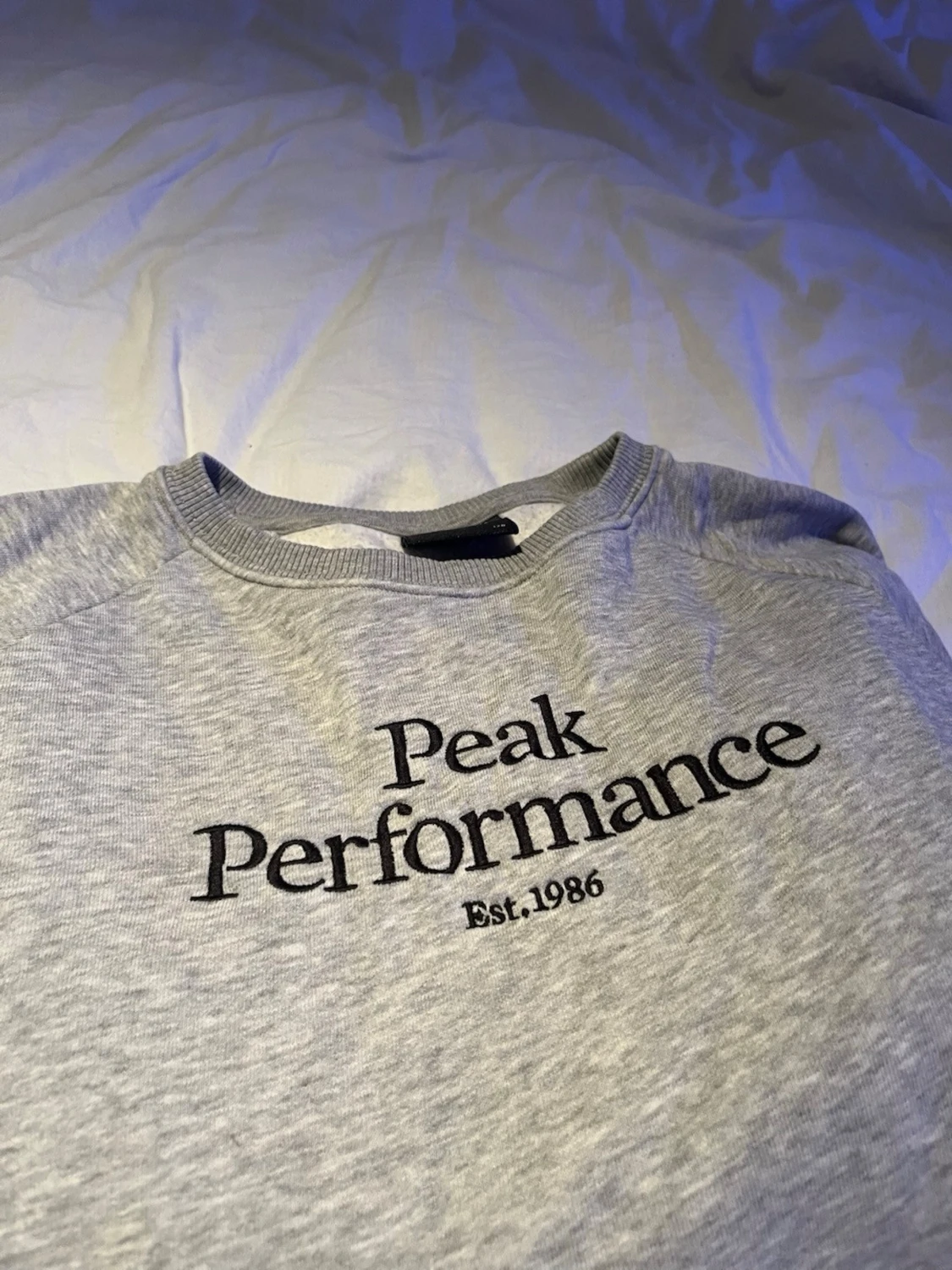 Grå sweatshirt Peak Performance - 1