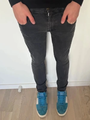 Replay jeans - Replay jeans | Modell: Anbass | Storlek 30/32 | Bra skick