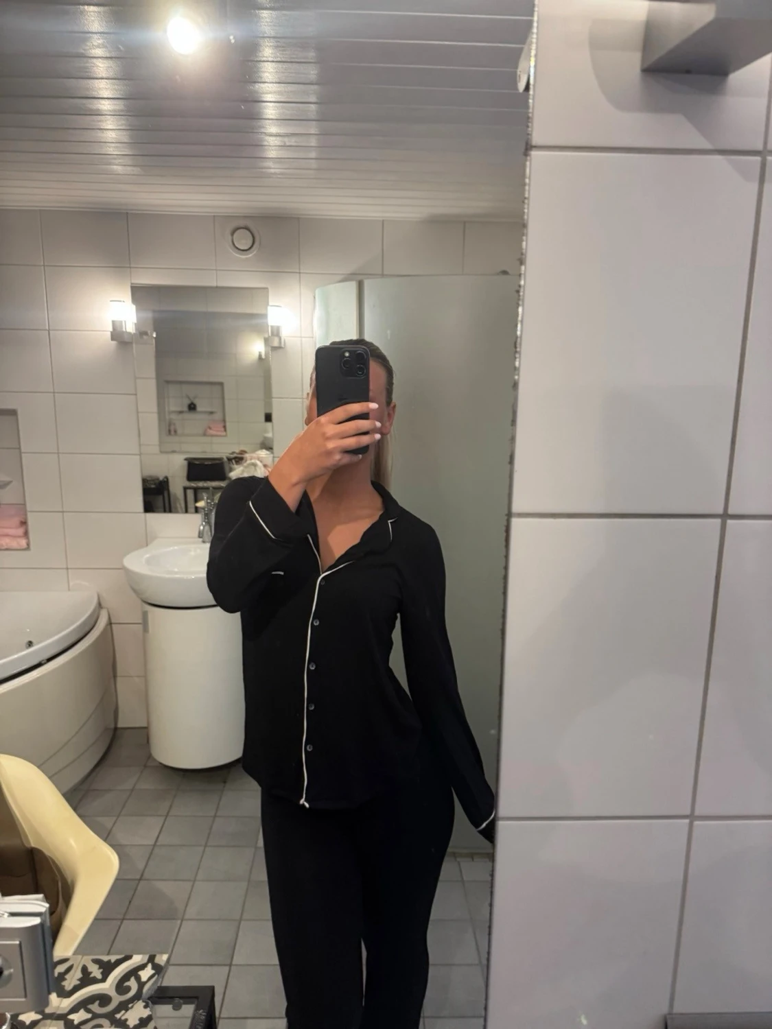 Pyjamas  - 1