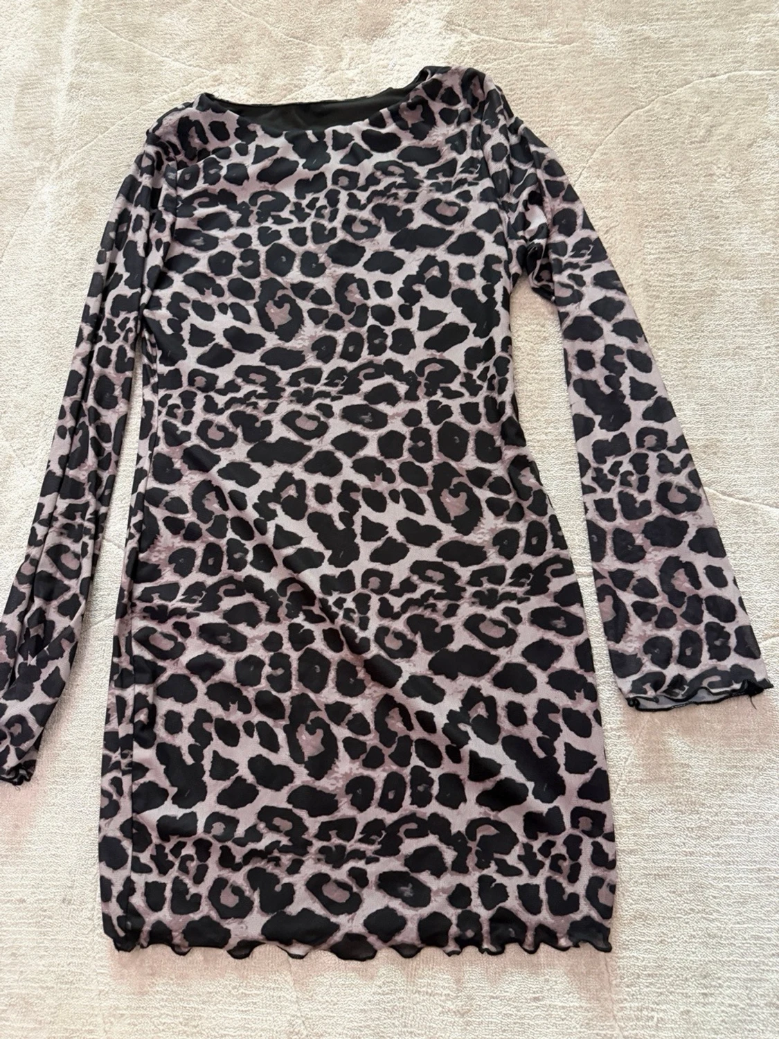 Leopardmönstrad långärmad klänning - 2