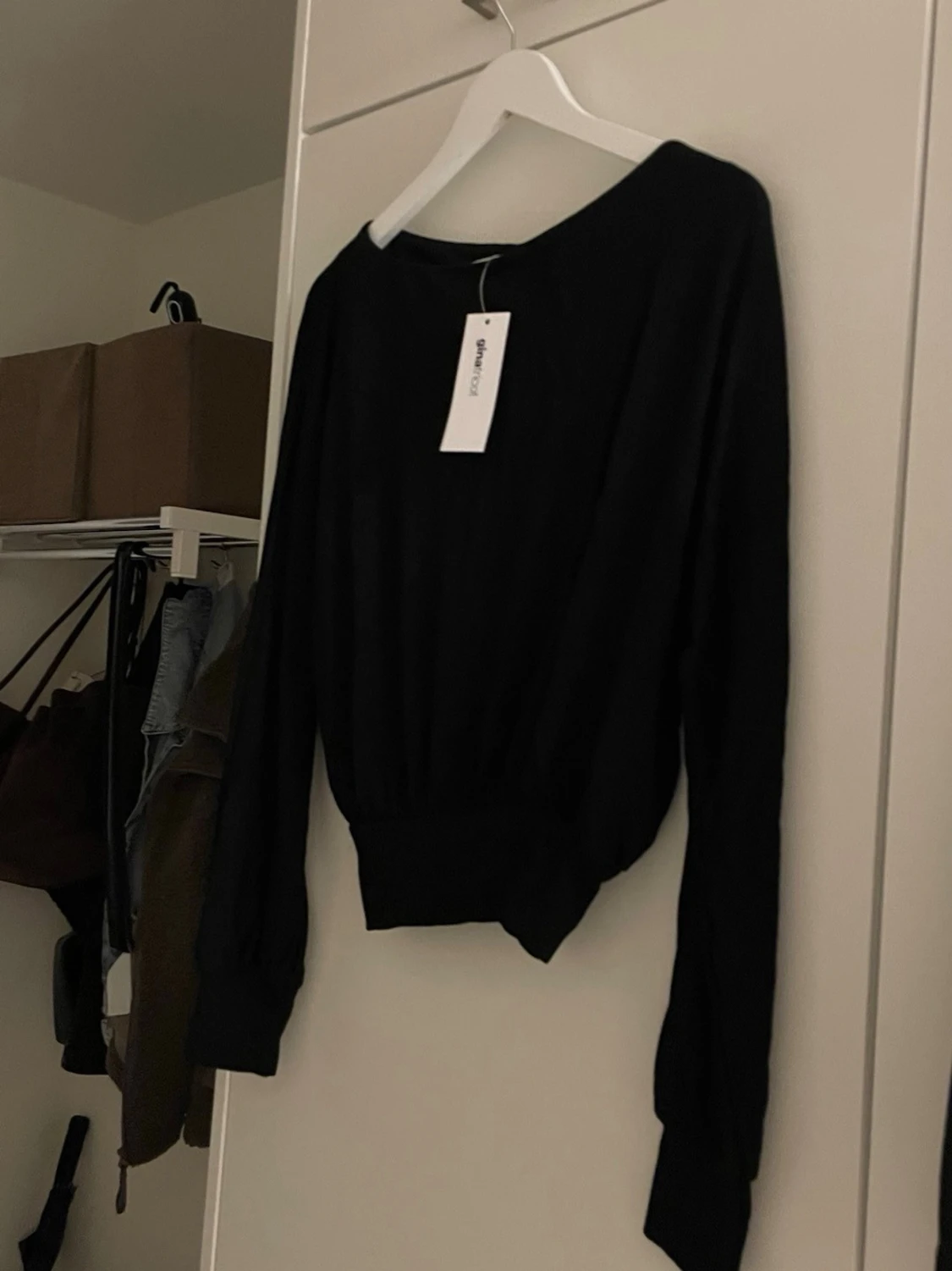 Boat neck top