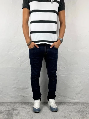 Nudie jeans  - Ett par riktigt snygga jeans från Nudie i storlek W28 L30 i modellen Tight Long John 