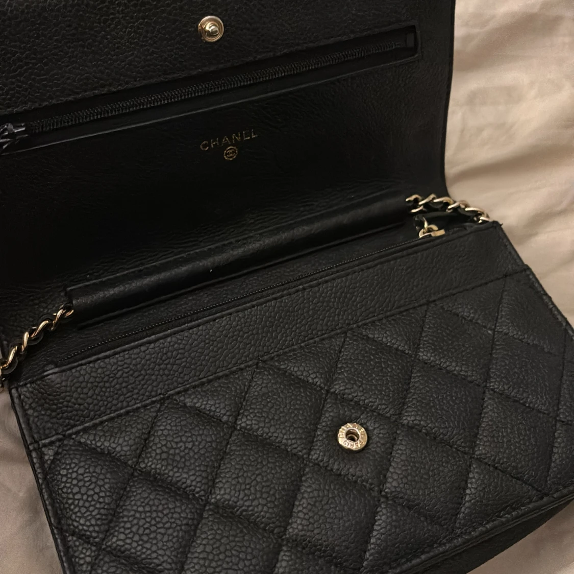 Svart quiltad axelväska - 92