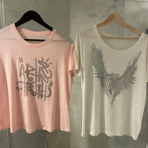 T-shirts med tryck från Zadig & Voltaire - Två snygga t-shirts från Zadig & Voltaire. Helt oanvända. 🌟Säljer en för 400 och båda för 700!🌟