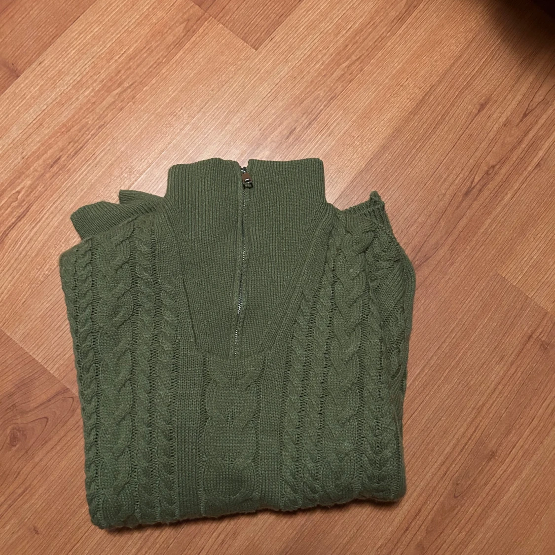 stickad tröja med dragkedja från Asos - 92