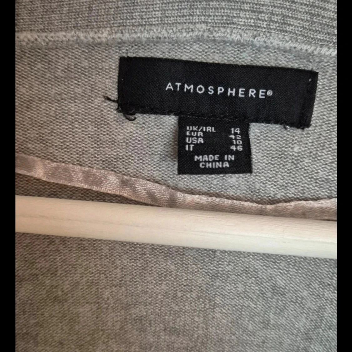 Grå kofta från Atmosphere - 90