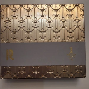 1 Million Presentset från Paco Rabanne - Lyxigt presentset med 1 Million parfym och deodorant från Paco Rabanne. Parfymen kommer i en present ask perfekt present för alla hjärtans dag 