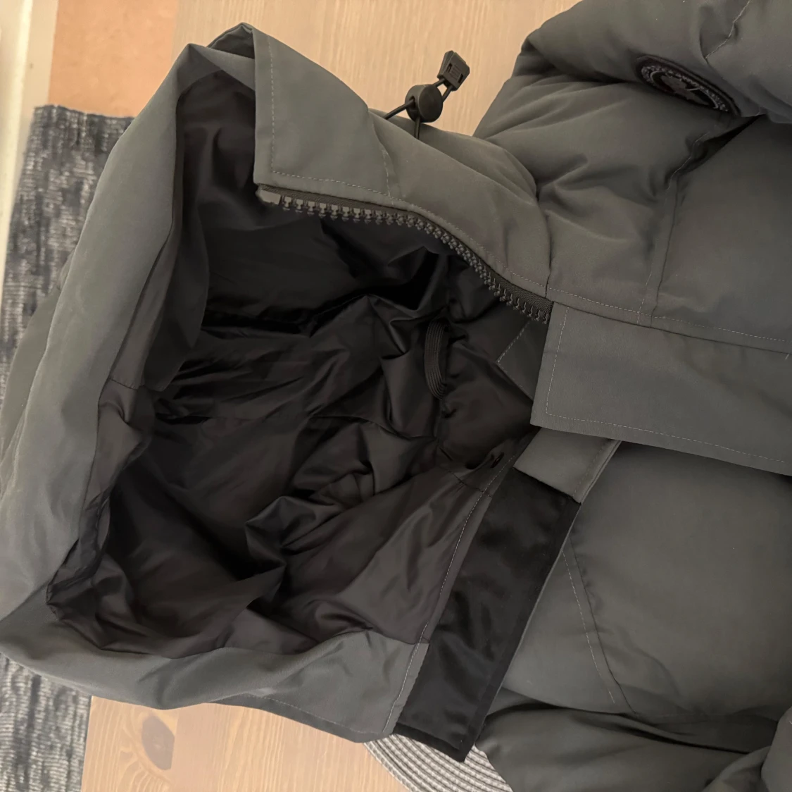 Grå dunjacka från Canada Goose - 4