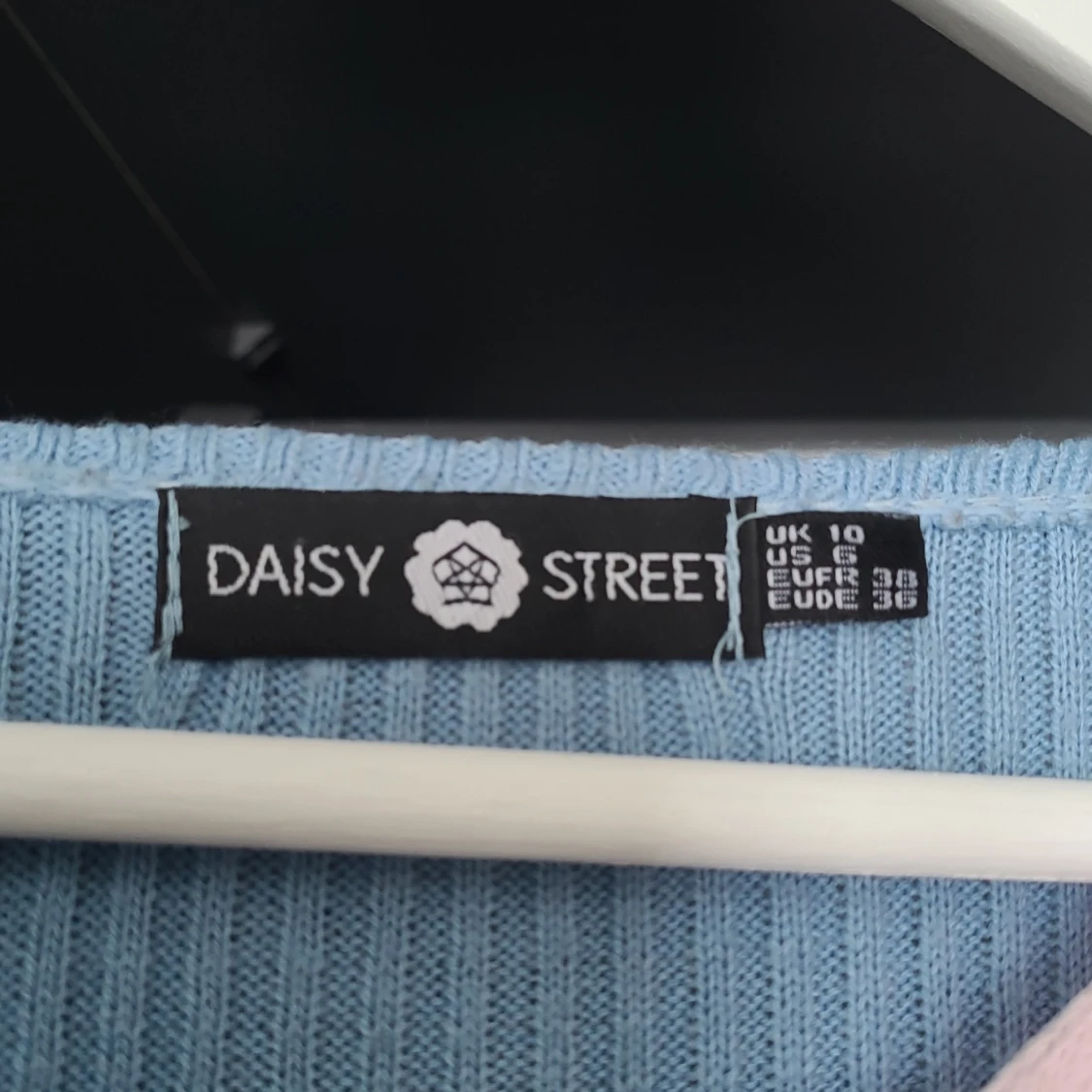 Blockfärgad ribbad kofta från Daisy Street - 2