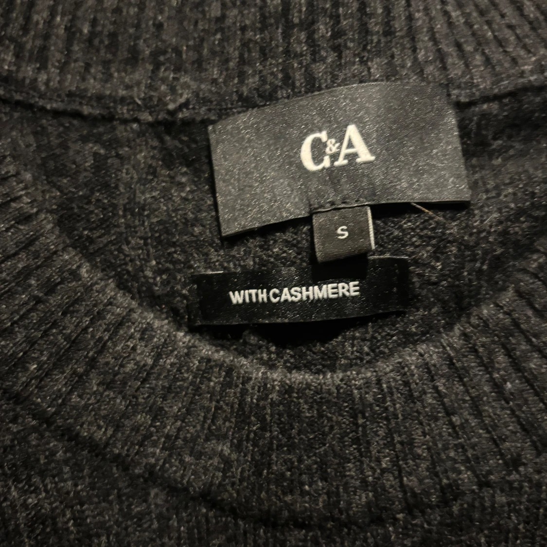 Stickad Kashmir  tröja  - 1