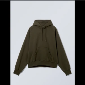 Weekday hoodie  - Använd 1 gång 