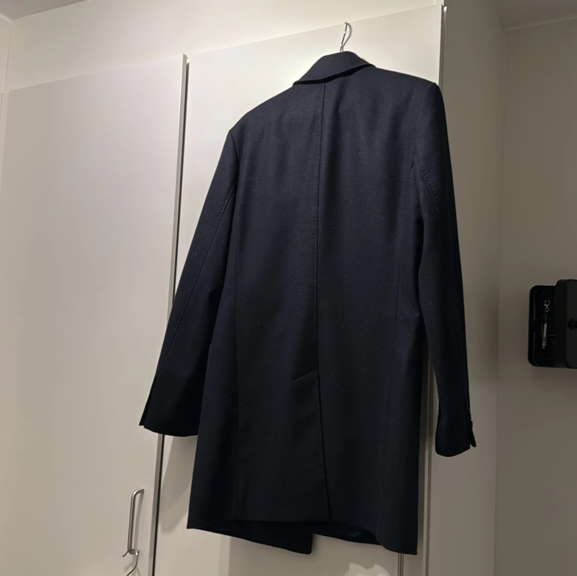 Mörkblå kappa från Riley - 1