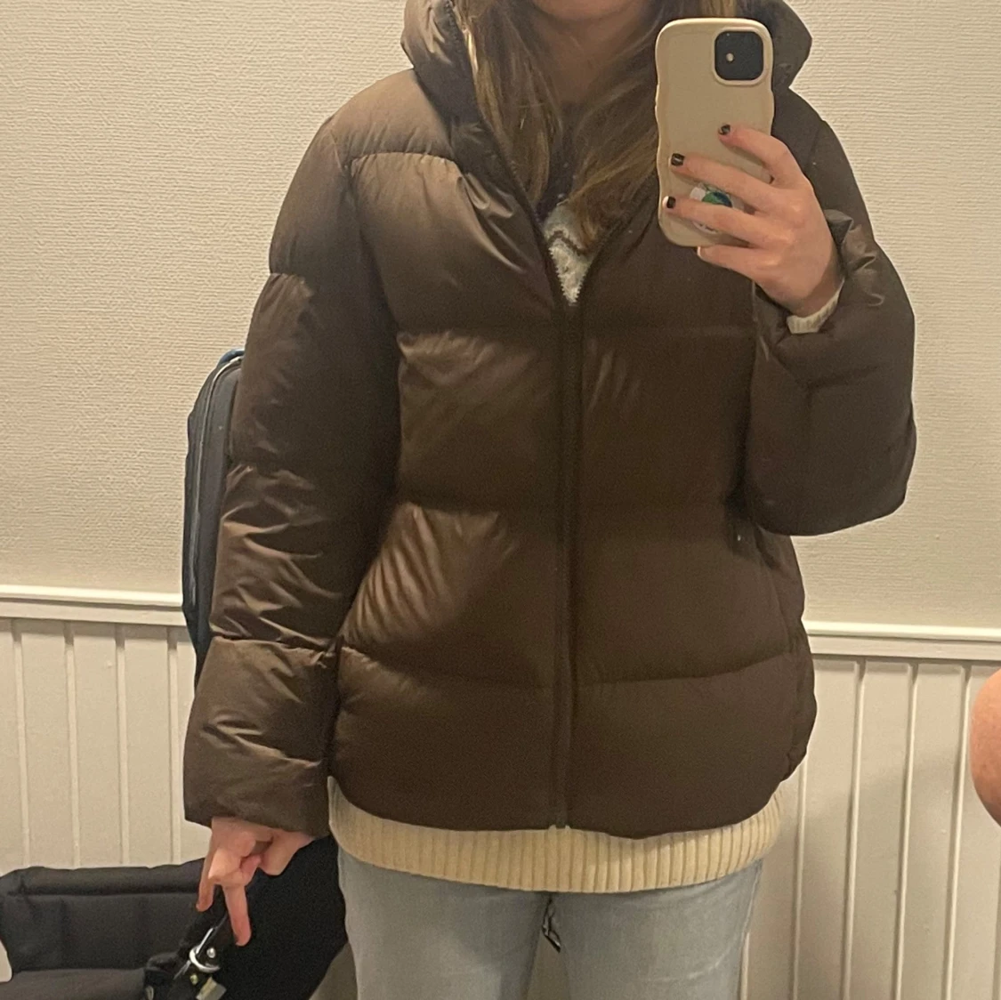 Brun dunjacka med dragkedja