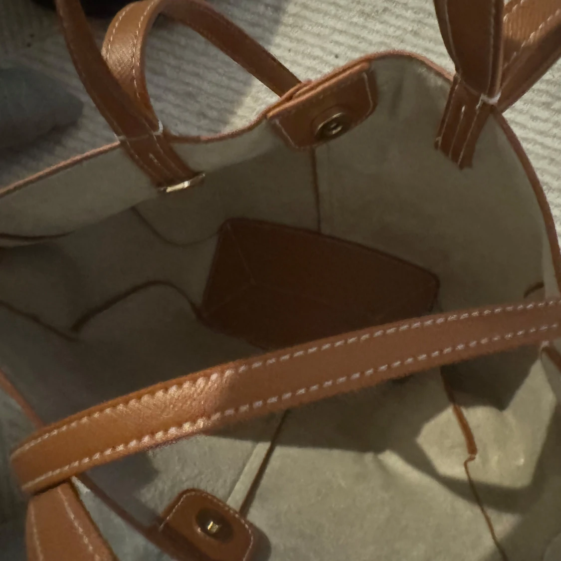 Brun axelväska  - 1