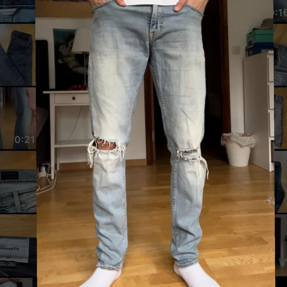 säljer dessa asfeta tiger of sweden jeans med slitningar. Skick 9/10. Nypris 1600kr.. Jeans & Byxor.