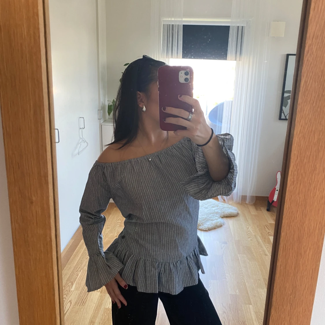 Off shoulder tröja - 91