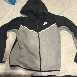 Nike teach fleece  - Använd