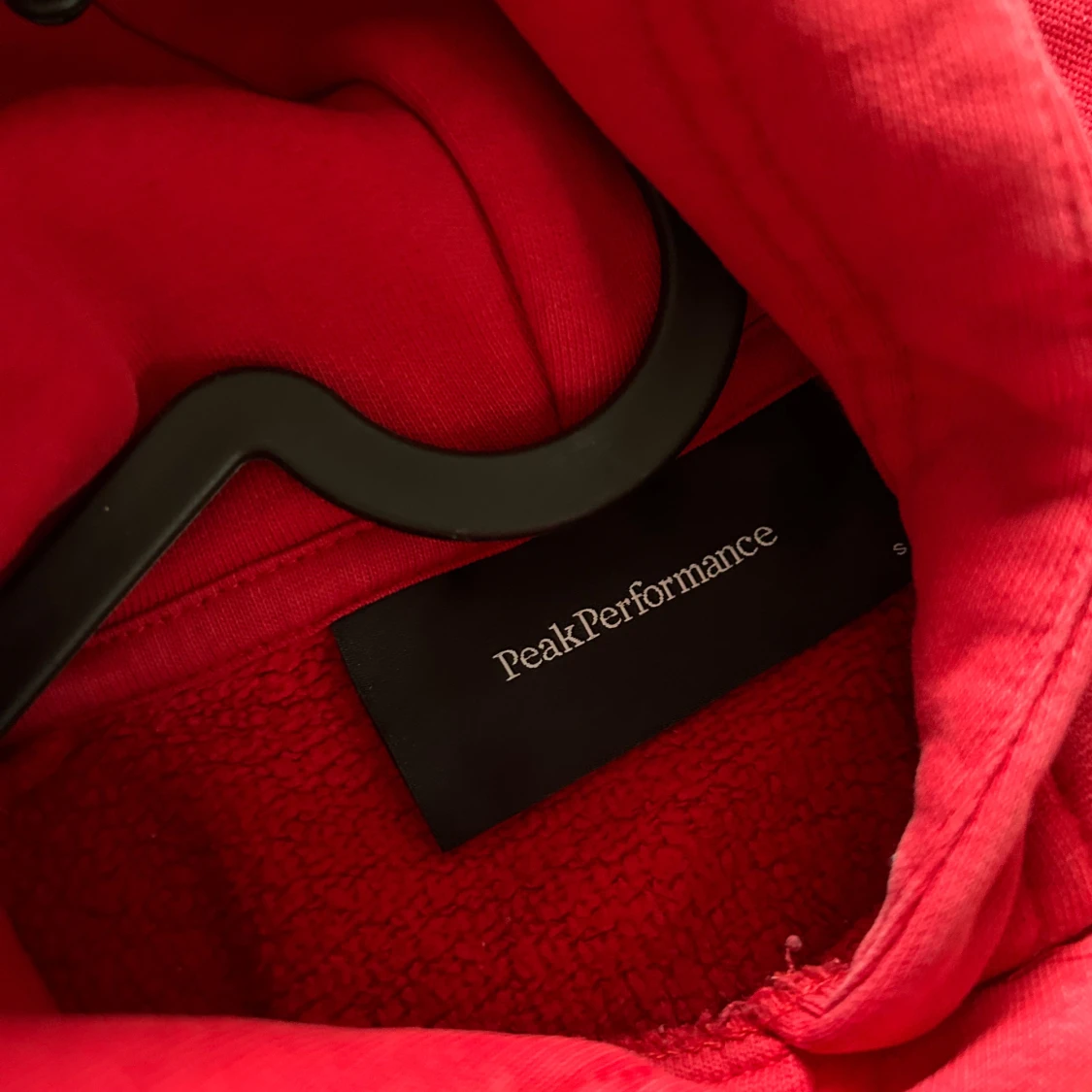 Peak performance hoodie  - 90