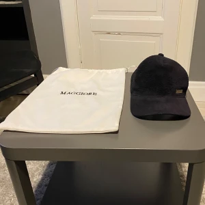 Maggiore keps  - Säljer kepsen för jag inte längre vill ha den. Den är i bra skick. Köpt för 500