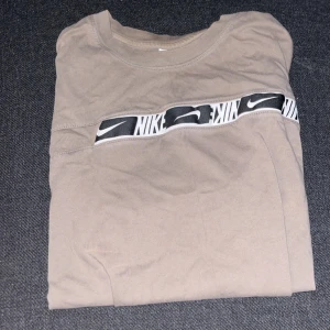 Nike tröja  - Nike tröja 