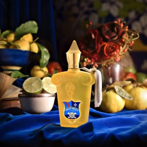 30ml 😍😍 doftar som glögg  - Denna underbara doft säljer jag nu 30ml har endast luktat på den den kom inte proppfull dock detta meddelade jag företaget. Har bildbevis om ån önskar. Har fler dofter kolla bland mina annonser! 😍❤️ denna tycker jag doftar som glögg helt underba doft🙌🏽✨✨