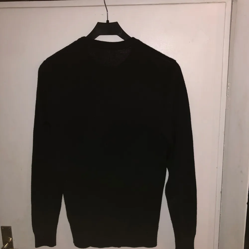 Matiniqùe Sweatshirt - Pris: 625kr - Storlek: XS - Använd enstaka gånger bra skick 9/10 - Hör av er för mer information!. Övrigt.