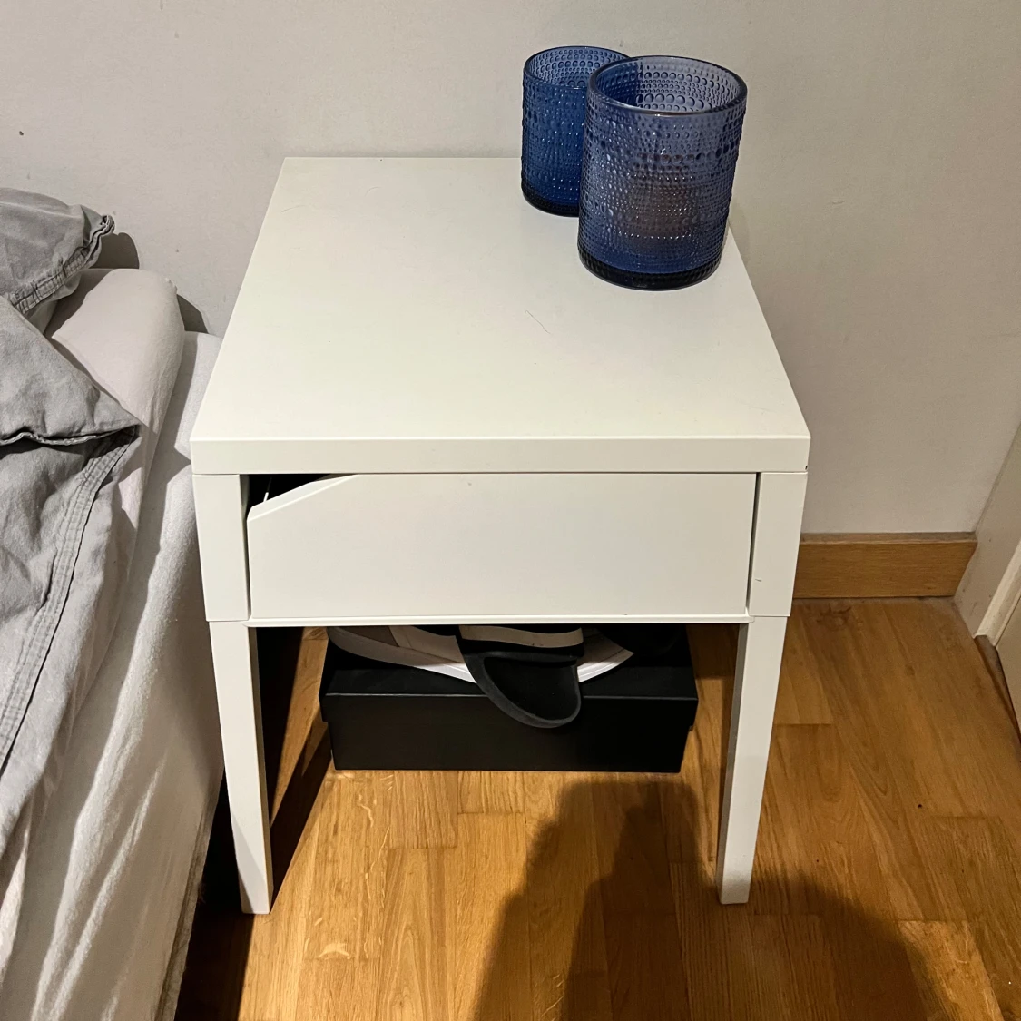 Nattduksbord 