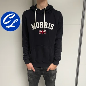Morris Hoodie  - Morris Hoodie | Skick: 8/10 | Strl S | Pris - 549 |Fraktar via Postnord eller Instabox på köparens bekostnad | Hör av dig vid minsta fråga eller fundering!
