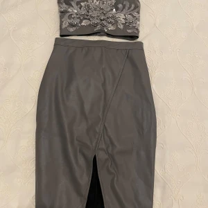 Två delar  - Egen design 