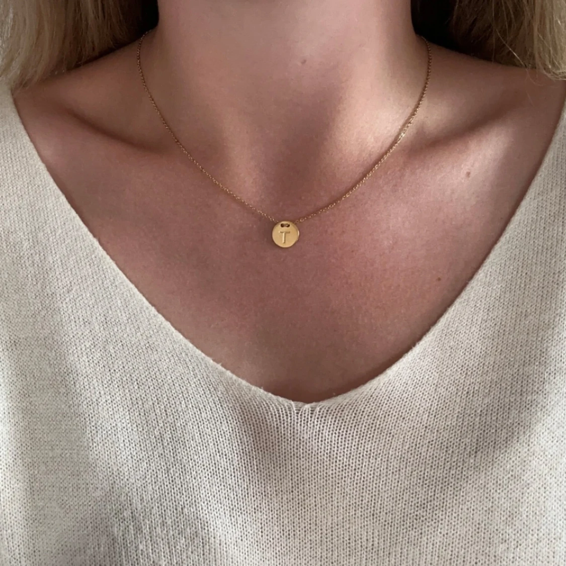 Guldfärgat halsband - 90