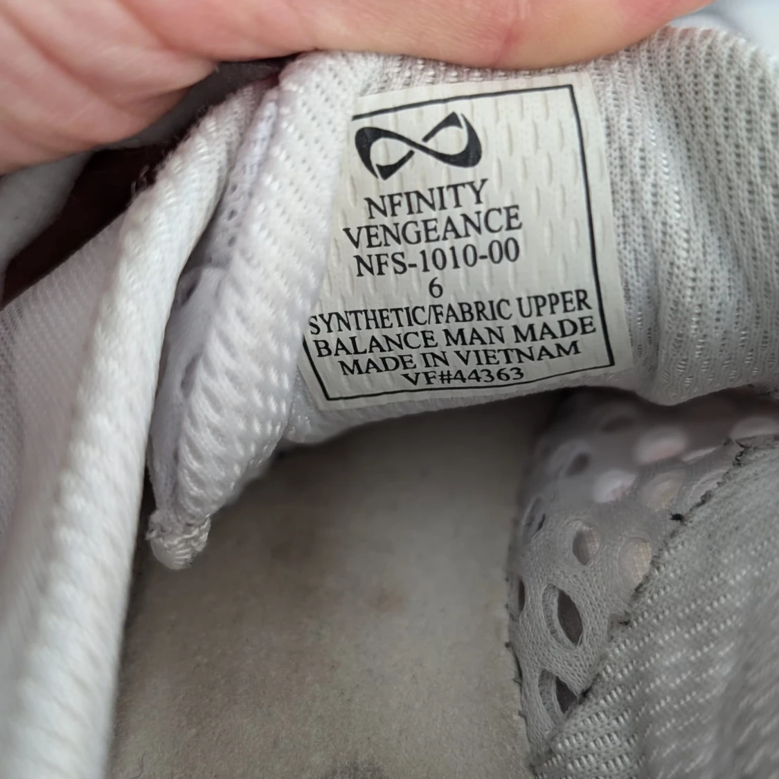 Nfinity cheerleadingskor. - 90