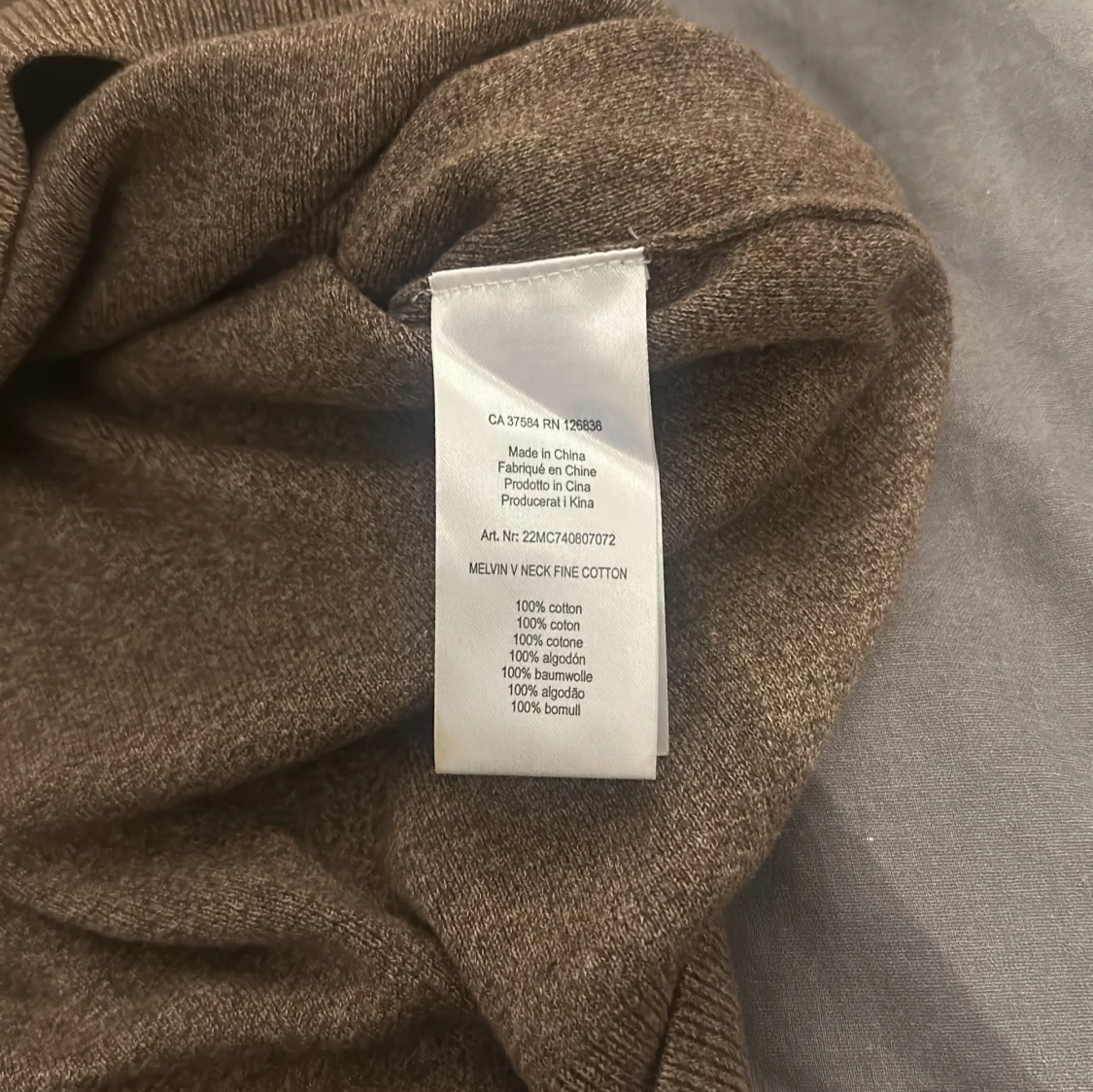 Brun tröja från J.Lindeberg - 91