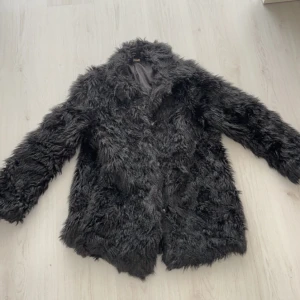 Jacka  - Svart jacka till finare eller vardagliga tillställningar